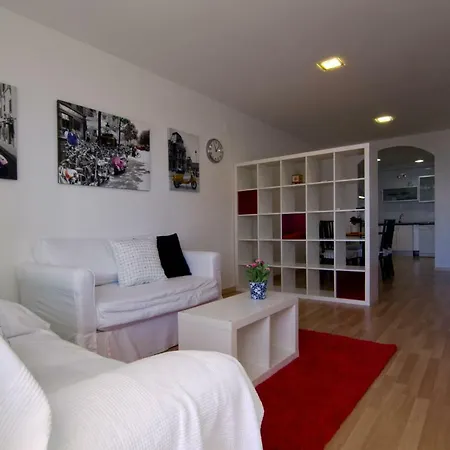 Apartamento Sun La Marina * 锡切斯